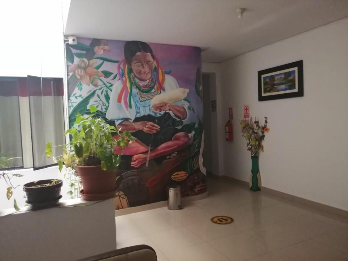 Hospedaje Renzo Tarapoto Exterior foto